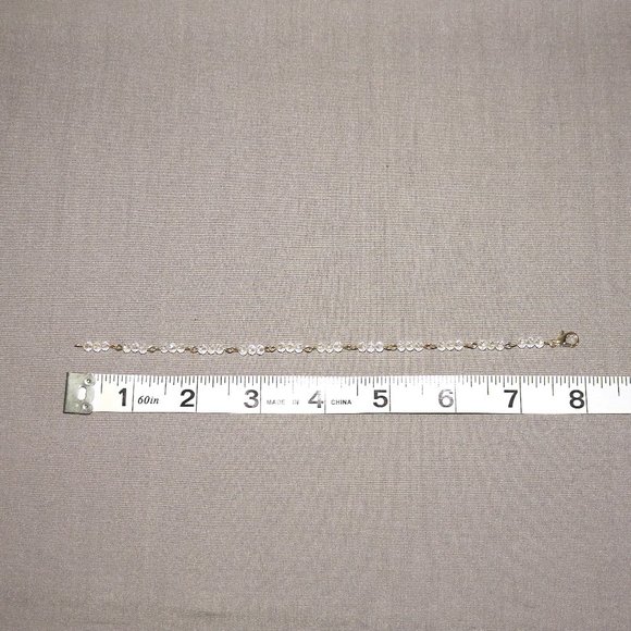 One of a kind handcrafted crystal beaded bracelet - Picture 5 of 5